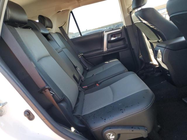 Photo 11 from auction – 2016 TOYOTA 4RUNNER SR with VIN JTEBU5JR9G5353949