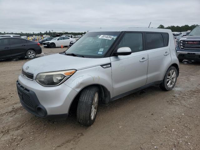 KIA SOUL + 2015 with VIN KNDJP3A5XF7753787 - Photo from auction