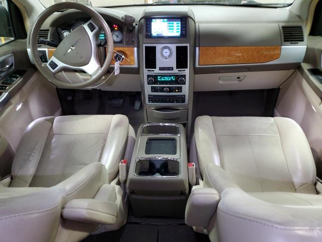 Photo 8 from auction – 2010 CHRYSLER TOWN & COU with VIN 2A4RR6DX7AR153533