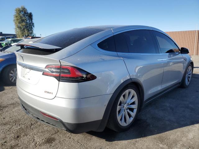 Photo 3 from auction – 2016 TESLA MODEL X with VIN 5YJXCBE41GF000758