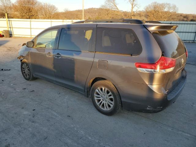 Photo 2 from auction – 2014 TOYOTA SIENNA XLE with VIN 5TDYK3DC4ES477263