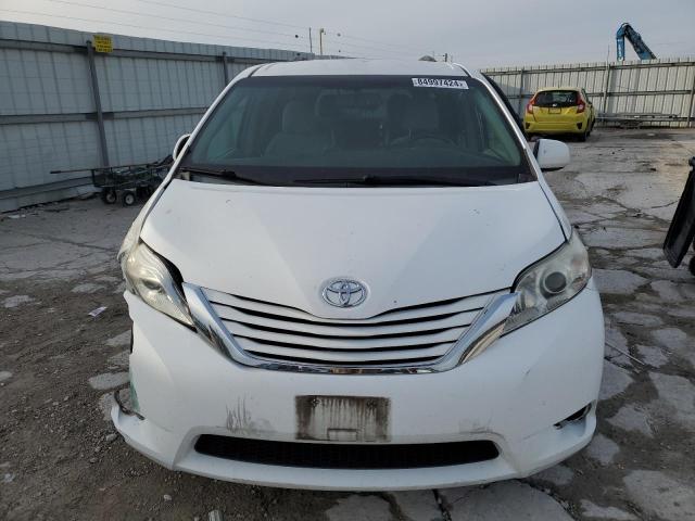 Photo 5 from auction – 2015 TOYOTA SIENNA LE with VIN 5TDKK3DC1FS572483