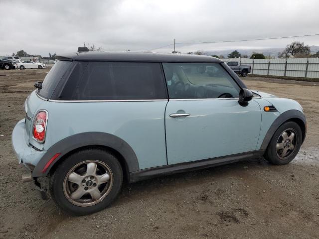 Photo 3 from auction – 2011 MINI COOPER with VIN WMWSU3C55BT098415