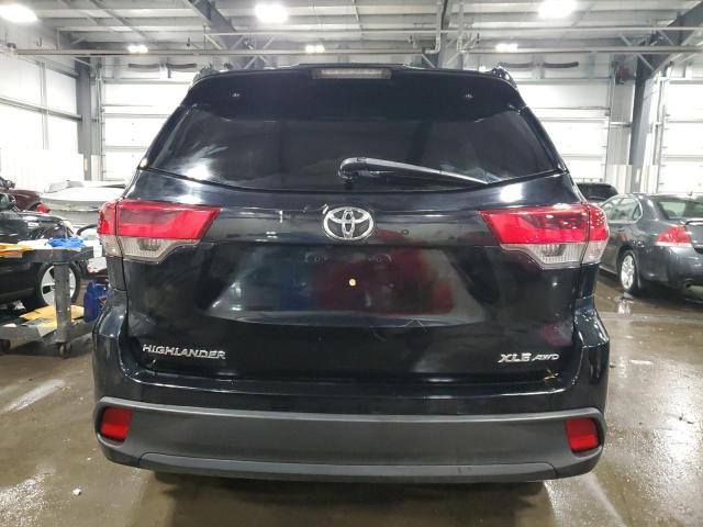 Photo 6 from auction – 2019 TOYOTA HIGHLANDER with VIN 5TDJZRFH8KS740472