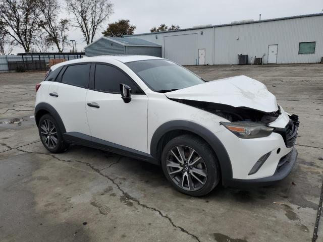 Foto 4 de la subasta – 2017 MAZDA CX-3 TOURI con VIN JM1DKFC70H0147986