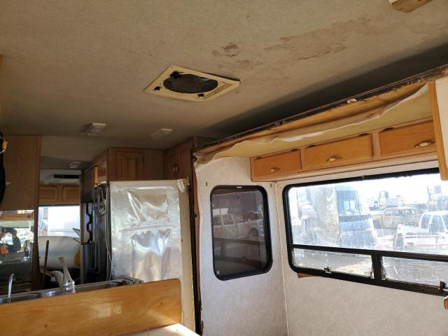 Photo 9 from auction – 1995 OTHER RV with VIN 3FCMF53G6SJA08465