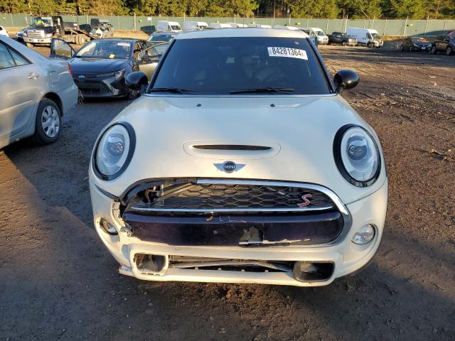 Photo 5 from auction – 2016 MINI COOPER S with VIN WMWXU3C5XG2D27581