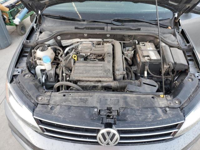 Photo 11 from auction – 2017 VOLKSWAGEN JETTA S with VIN 3VW2B7AJXHM353256