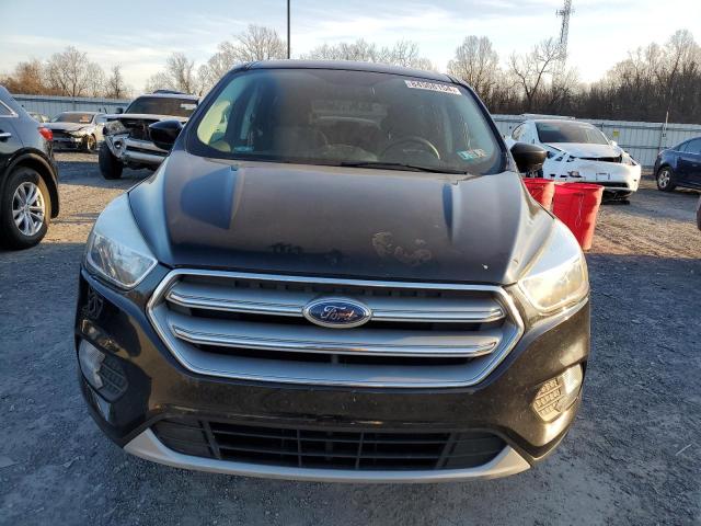 Photo 5 from auction – 2017 FORD ESCAPE SE with VIN 1FMCU9GD6HUE63226