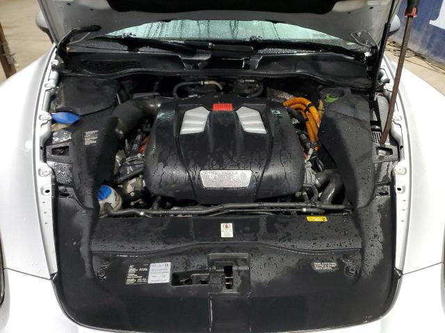 Photo 12 from auction – 2012 PORSCHE CAYENNE S with VIN WP1AE2A25CLA93987