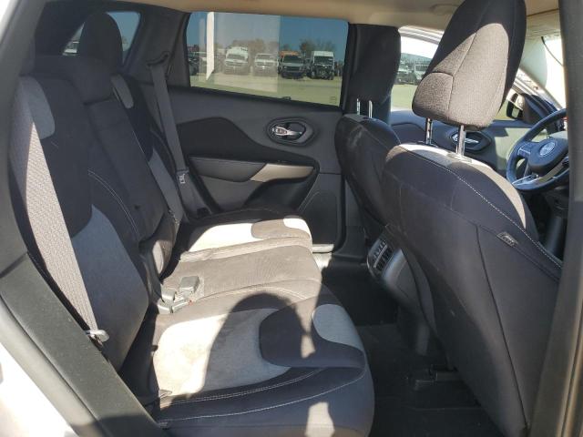 Photo 11 from auction – 2018 JEEP CHEROKEE L with VIN 1C4PJLCB7JD553040