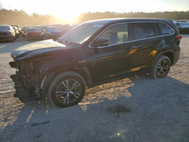 TOYOTA HIGHLANDER 2019 with VIN 5TDZZRFH8KS304689 - Photo from auction