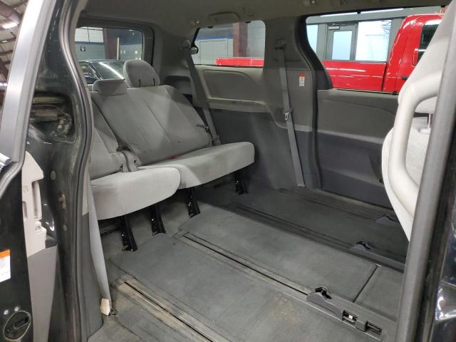 Photo 11 from auction – 2017 TOYOTA SIENNA LE with VIN 5TDJZ3DC2HS171034