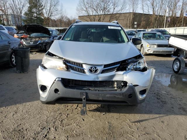Photo 5 from auction – 2015 TOYOTA RAV4 LE with VIN JTMBFREV0FD123010