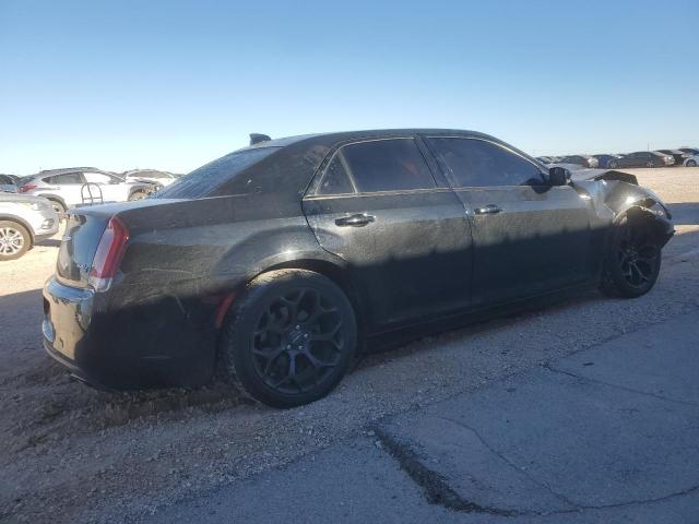 Photo 3 from auction – 2019 CHRYSLER 300 S with VIN 2C3CCABG0KH738856
