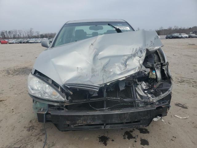 Photo 5 from auction – 2005 TOYOTA CAMRY LE with VIN 4T1BF30K25U616093