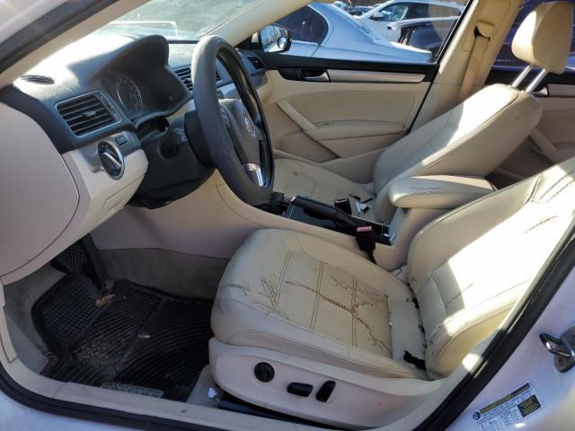 Photo 7 from auction – 2014 VOLKSWAGEN PASSAT S with VIN 1VWAT7A31EC022556
