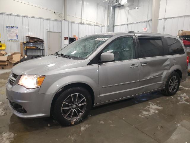 DODGE GRAND CARA 2017 с VIN 2C4RDGCG3HR863129 - Фото с аукциона