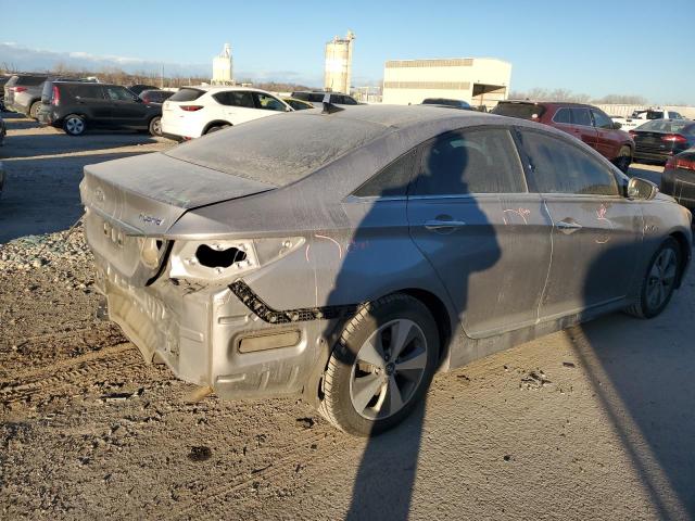 Photo 3 from auction – 2012 HYUNDAI SONATA HYB with VIN KMHEC4A45CA036122