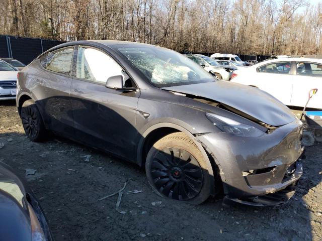 Снимка 4 от търг – 2024 TESLA MODEL Y с VIN 7SAYGDEE9RA222948