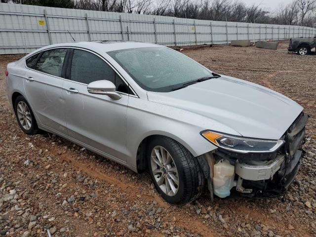 Photo 4 from auction – 2017 FORD FUSION SE with VIN 3FA6P0HD5HR126840