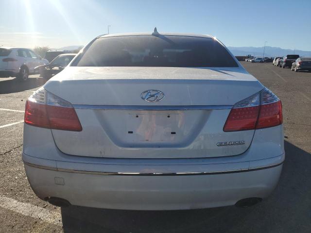 Photo 6 from auction – 2011 HYUNDAI GENESIS 3. with VIN KMHGC4DE3BU143129