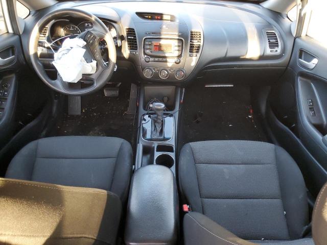 Photo 8 from auction – 2018 KIA FORTE LX with VIN 3KPFK4A75JE229368