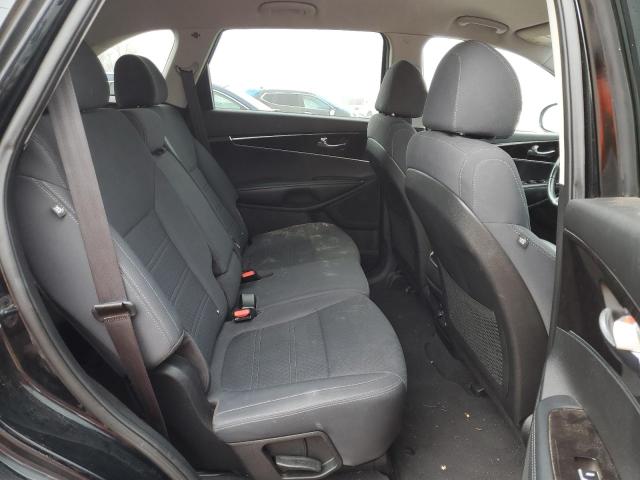 Photo 11 from auction – 2018 KIA SORENTO LX with VIN 5XYPG4A35JG403249