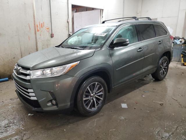 TOYOTA HIGHLANDER 2018 с VIN 5TDKZRFH2JS271270 - Фото с аукциона