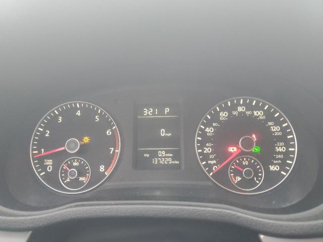 Photo 9 from auction – 2012 VOLKSWAGEN PASSAT S with VIN 1VWAP7A35CC020052