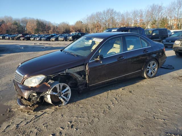 MERCEDES-BENZ C 300 4MAT 2012 with VIN WDDGF8BB2CF896996 - Photo from auction