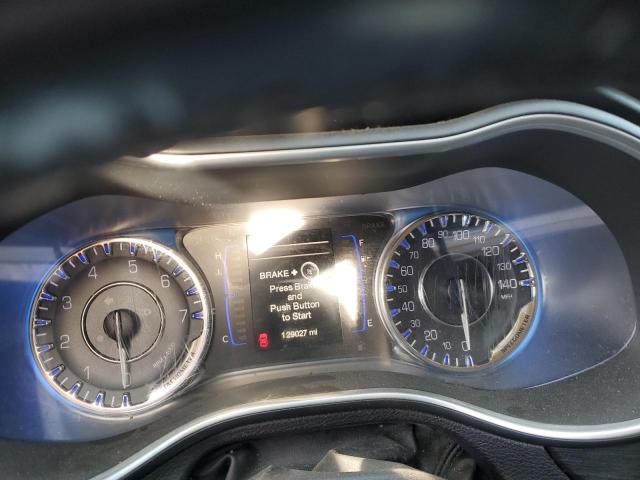 Photo 9 from auction – 2015 CHRYSLER 200 LIMITE with VIN 1C3CCCAB1FN719974