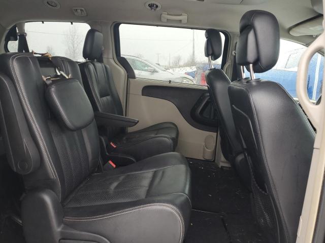 Photo 11 from auction – 2014 CHRYSLER TOWN & COU with VIN 2C4RC1CG6ER367852