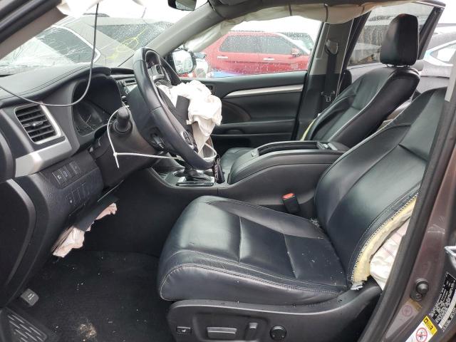 Photo 7 from auction – 2018 TOYOTA HIGHLANDER with VIN 5TDJZRFH4JS825890
