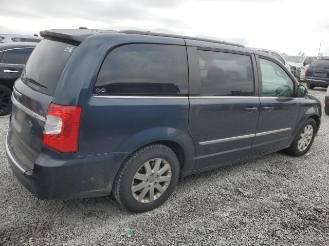 Photo 3 from auction – 2014 CHRYSLER TOWN & COU with VIN 2C4RC1BG0ER444796