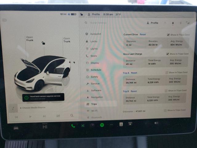 Снимка 9 от търг – 2023 TESLA MODEL Y с VIN 7SAYGAEE0PF607152