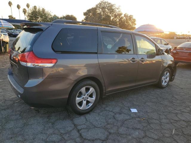 Photo 3 from auction – 2012 TOYOTA SIENNA LE with VIN 5TDKK3DCXCS180839