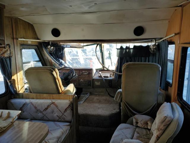 Photo 5 from auction – 1985 BLUG MOTORHOME with VIN 1GBJP37W6E3346303