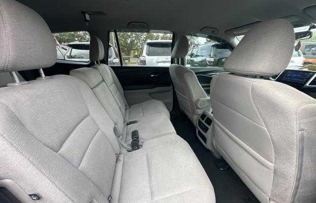 Photo 6 from auction – 2017 HONDA PILOT EX with VIN 5FNYF6H3XHB042479