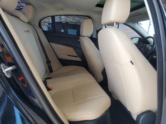 Photo 10 from auction – 2018 JAGUAR XE PREMIUM with VIN SAJAJ4FN2JCP18422