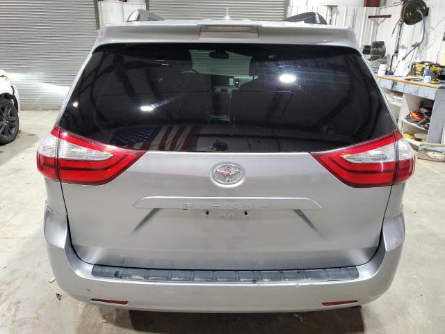 Photo 6 from auction – 2018 TOYOTA SIENNA LE with VIN 5TDKZ3DC6JS929399
