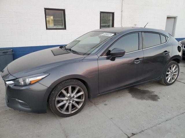 MAZDA 3 TOURING 2017 with VIN 3MZBN1L75HM119211 - Photo from auction