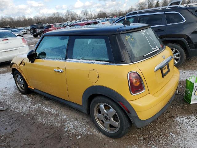 Photo 2 from auction – 2008 MINI COOPER with VIN WMWMF335X8TU65269