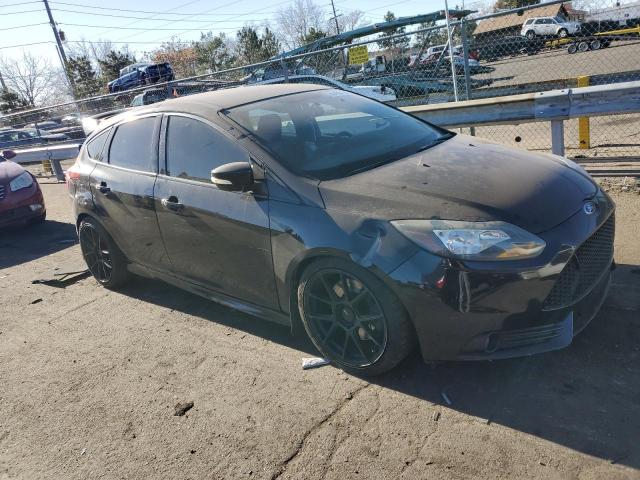 Photo 4 from auction – 2013 FORD FOCUS ST with VIN 1FADP3L95DL324936