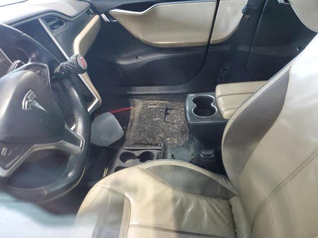 Photo 7 from auction – 2013 TESLA MODEL S with VIN 5YJSA1CP2DFP22369