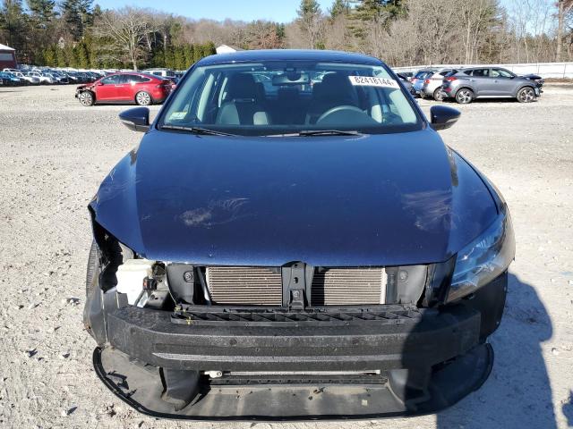 Photo 5 from auction – 2012 VOLKSWAGEN PASSAT SE with VIN 1VWBP7A33CC031071