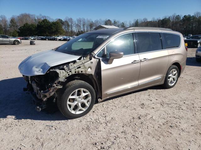 CHRYSLER PACIFICA T 2017 with VIN 2C4RC1BG4HR536272 - Photo from auction