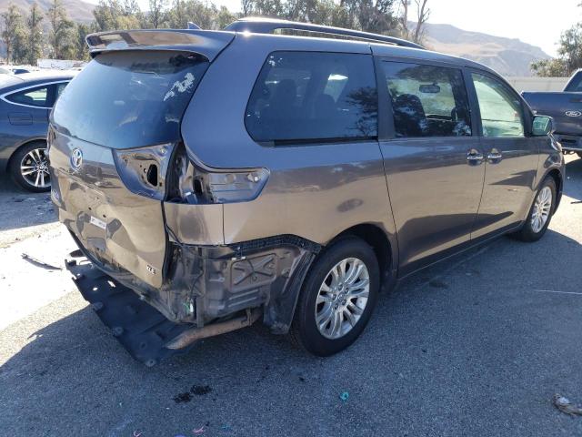 Photo 3 from auction – 2012 TOYOTA SIENNA XLE with VIN 5TDYK3DC7CS242837