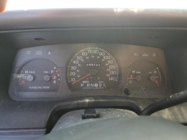 Photo 9 from auction – 1998 FORD CROWN VICT with VIN 2FAFP71W5WX174213