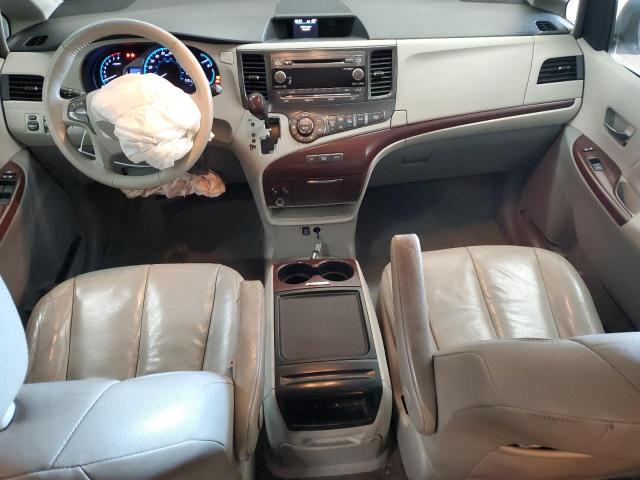 Photo 8 from auction – 2012 TOYOTA SIENNA XLE with VIN 5TDYK3DC4CS233657